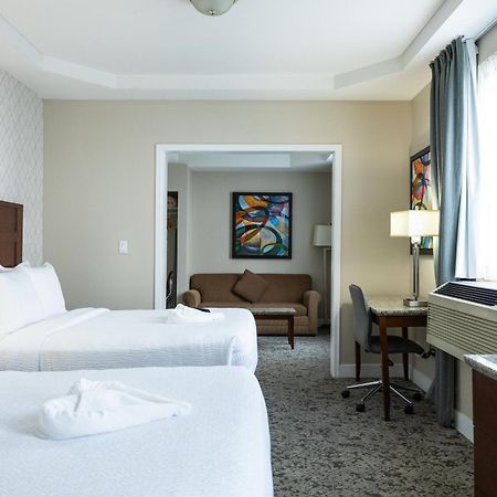 Quality Inn & Suites (Adults Only) Vancouver Zewnętrze zdjęcie