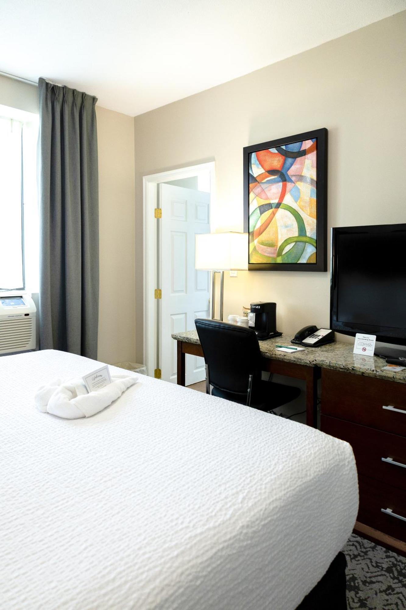 Quality Inn & Suites (Adults Only) Vancouver Zewnętrze zdjęcie