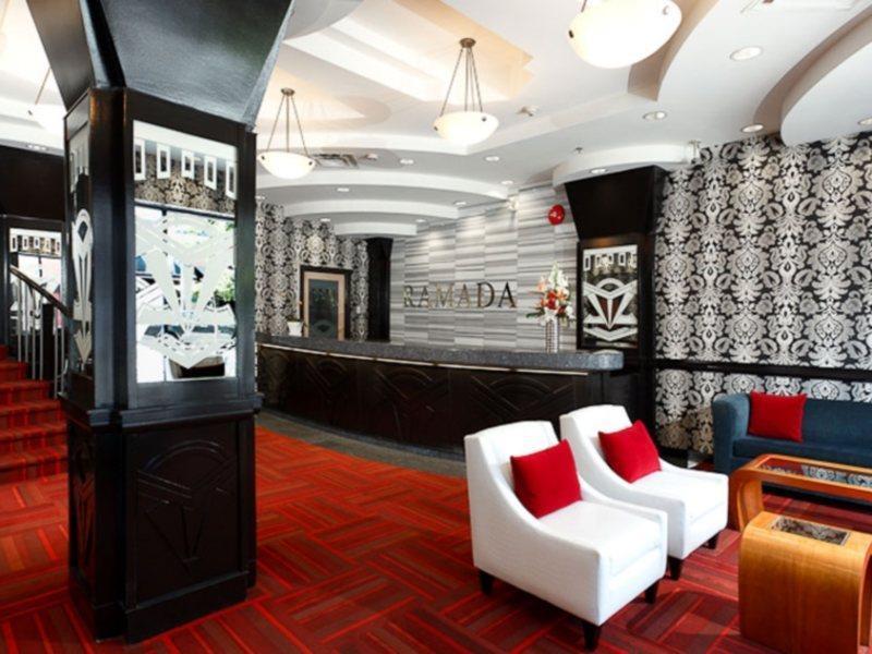 Quality Inn & Suites (Adults Only) Vancouver Zewnętrze zdjęcie