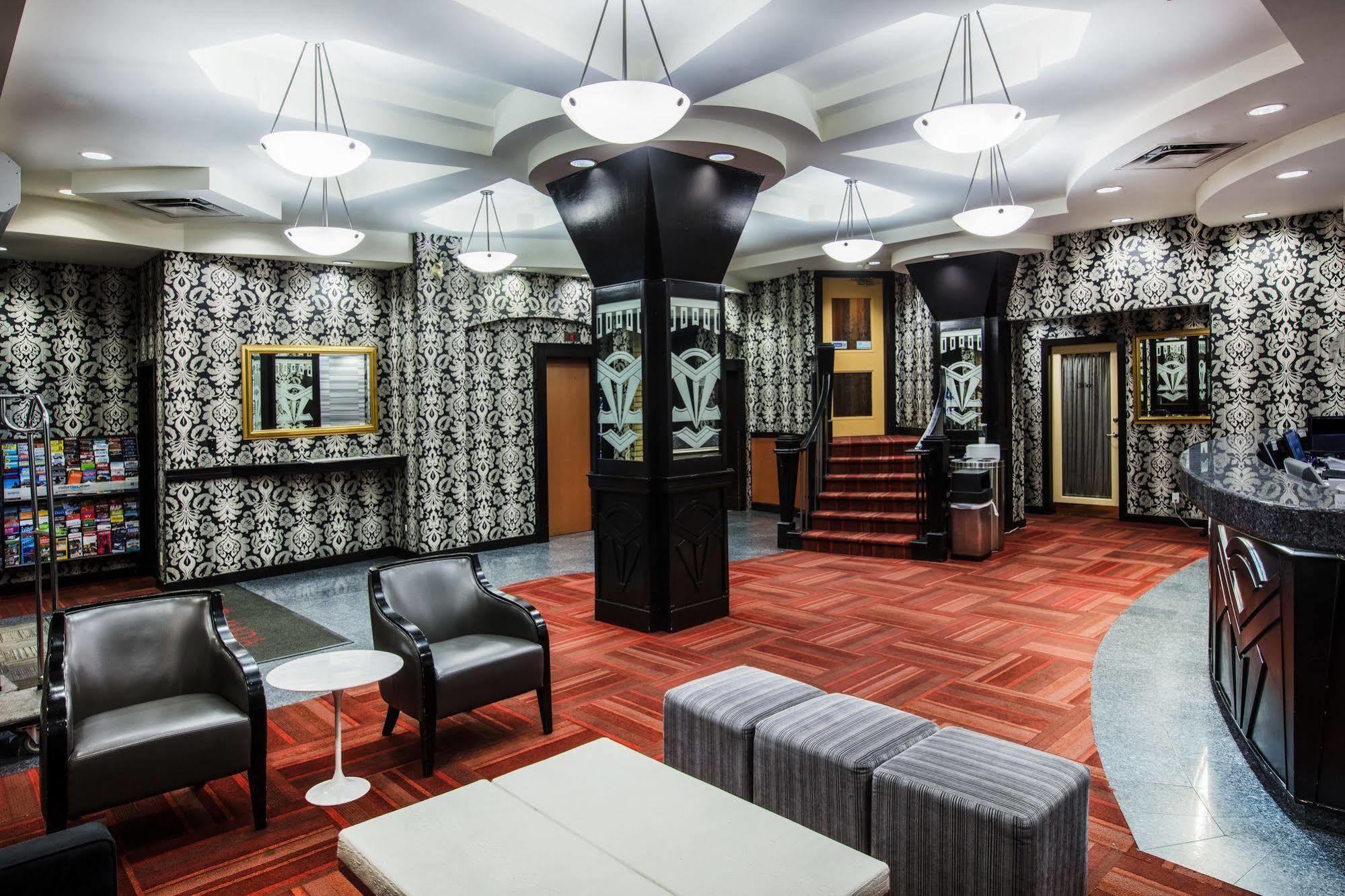 Quality Inn & Suites (Adults Only) Vancouver Zewnętrze zdjęcie